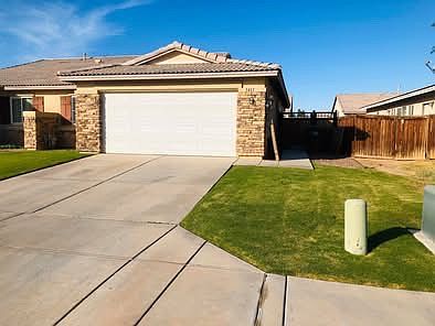 1st image of 1411 Los Coyotes Ct