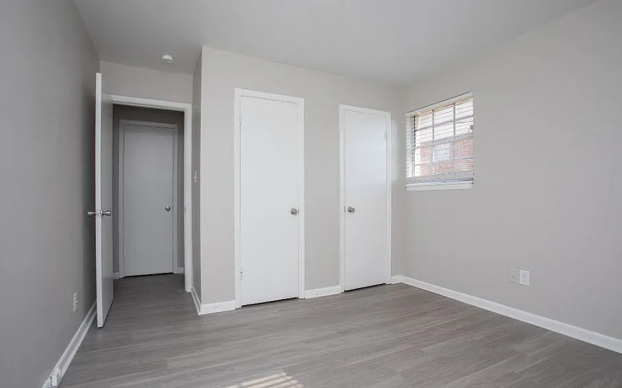 Courtyards Apartments — Photo 3