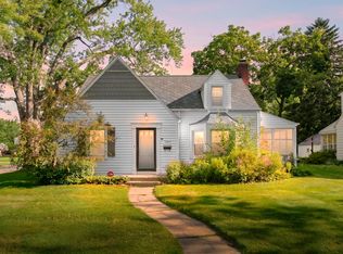 1307 Lakeway Ave, Kalamazoo, MI 49001