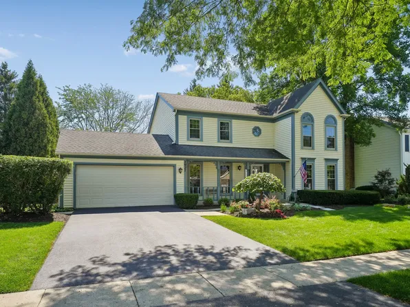 2027 Richton Dr, Wheaton, IL 60189