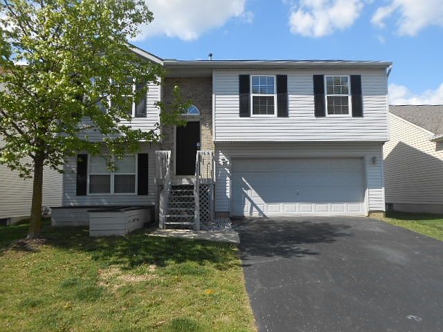 1st image of 7854 Fairfax Loop Dr