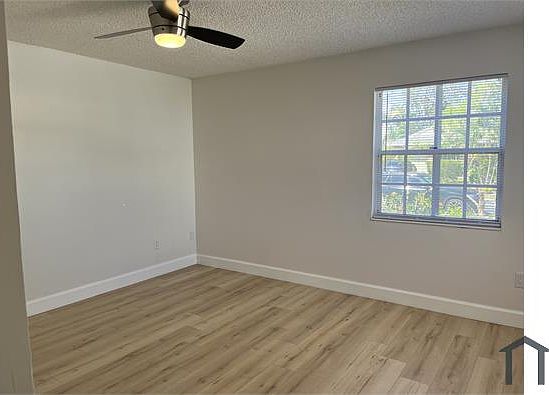 2nd image of 5604 Pebble Brook Ln