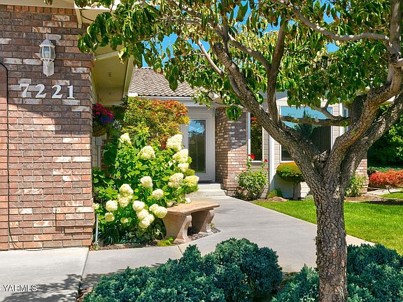 4th image of 7221 Summitview Ave
