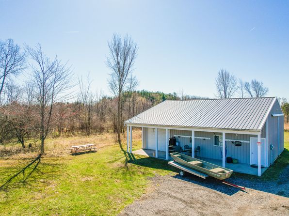 1652 Murphy Lake Rd, Silverwood, MI 48760
