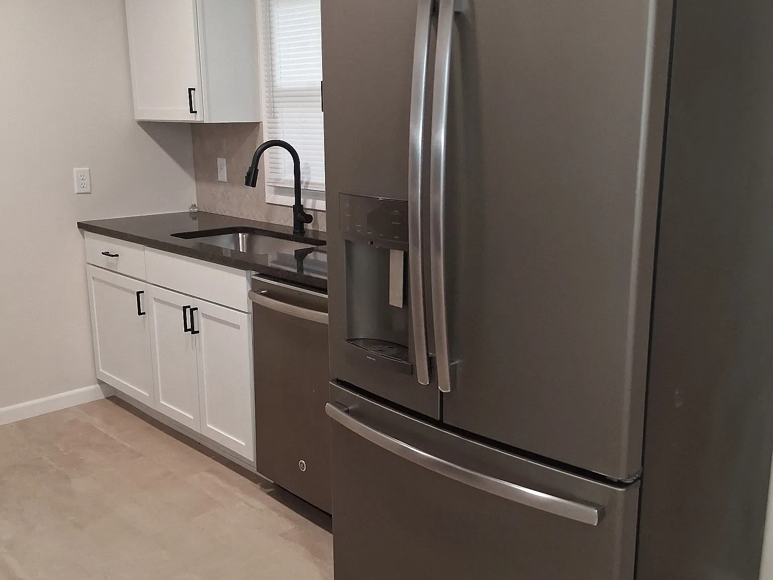 2 bed, 720 sqft, $1,175 — Photo 3