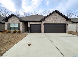 114 Nevin Cir, Huntsville, AL 35806