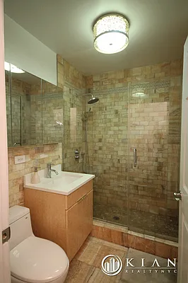 Rented by Kian Realty | media 10