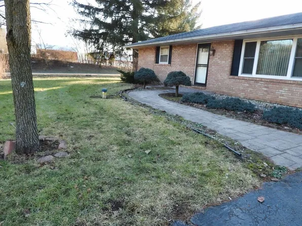 2750 Weaver Rd, Niles, MI 49120