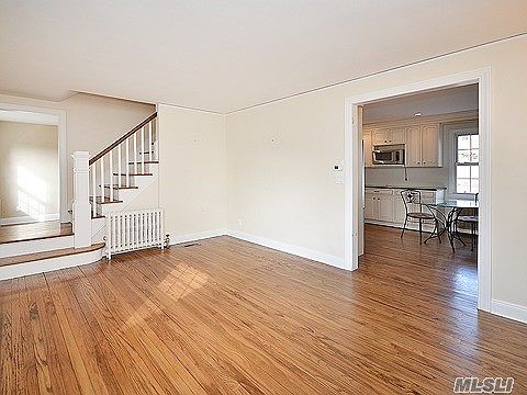 2nd image of 3 Leech Cir S