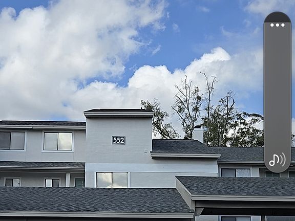 2nd image of 552 Olympic 211 Vlg