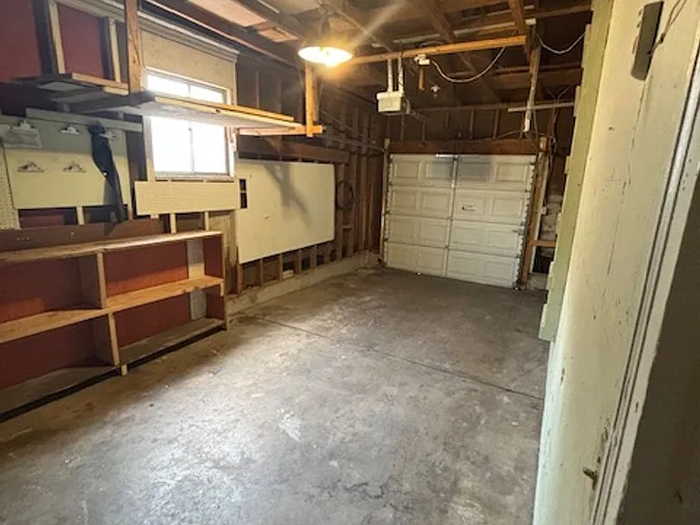 147 Lummis Ct — Photo 32