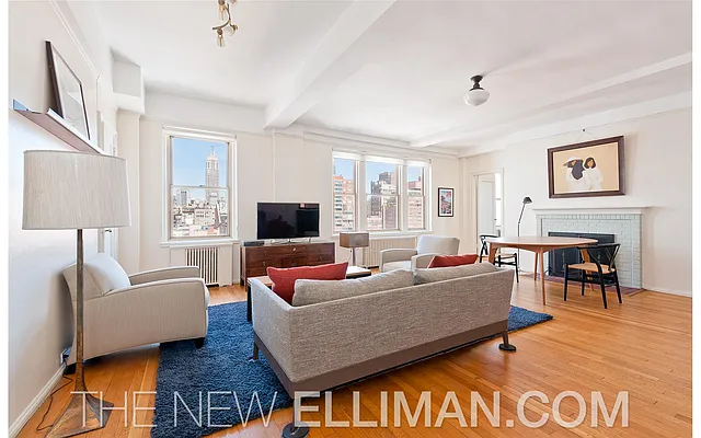 Rented by Douglas Elliman | media 16