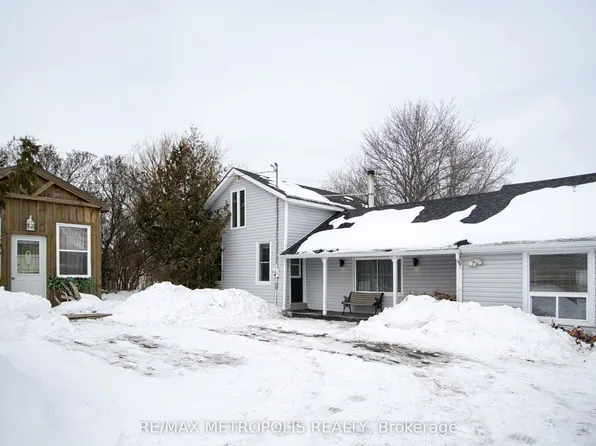 2046 County Road 2 Rd, Pt Hope, ON L1A 3V7
