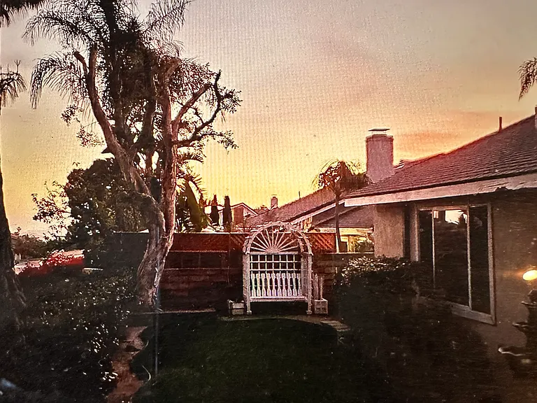 1894 Woodside Dr — Photo 19