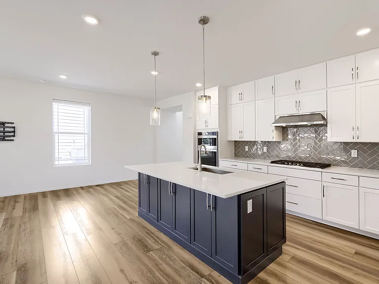 17214 W 94th Ave — Photo 13