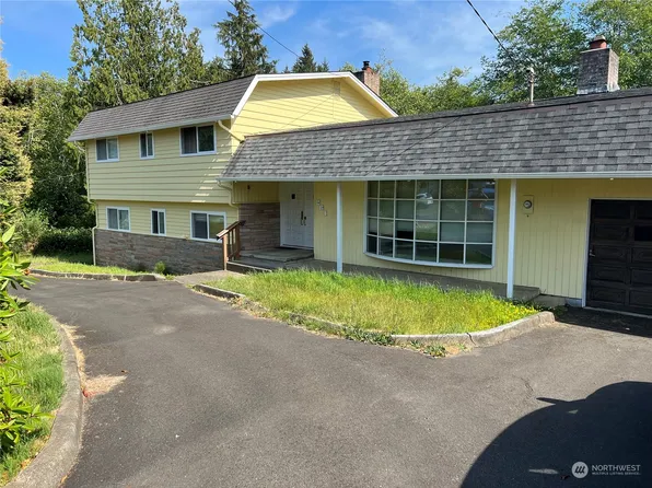 261 Holly Lane, Cosmopolis, WA 98537