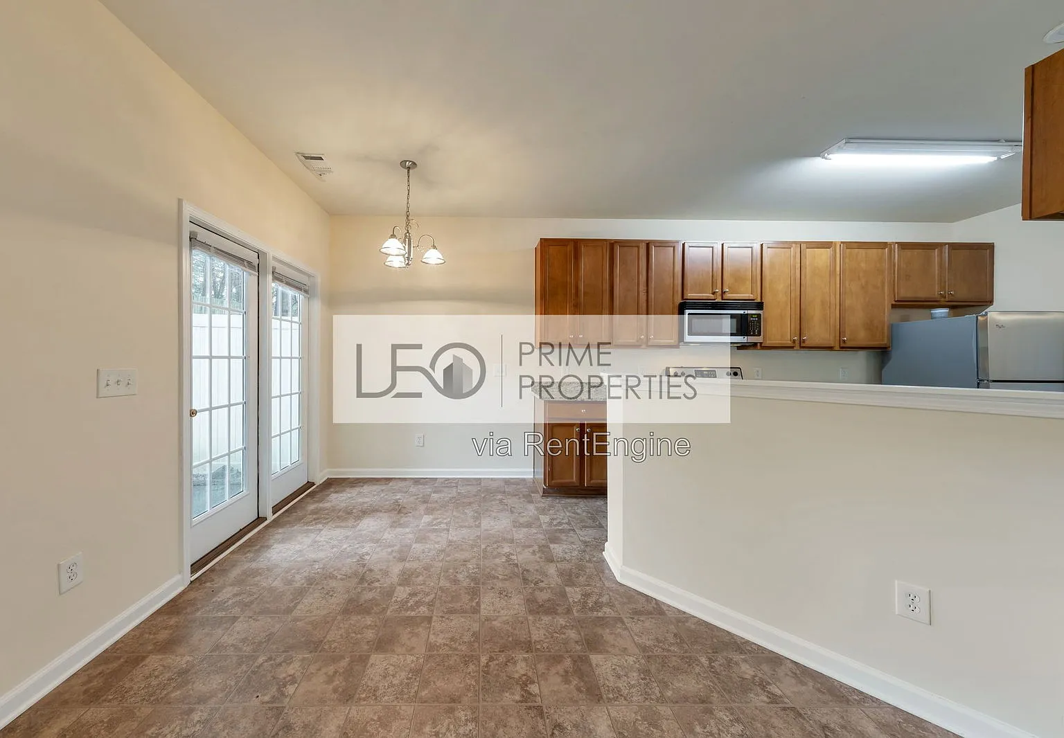 2 bed, 2.5 bath, 1550 sqft, $1,799 — Photo 4