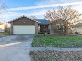 2640 W Village Ter, Springfield, MO 65810