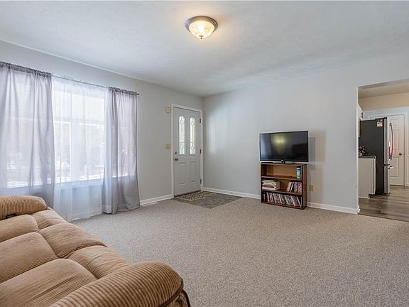 5th image of 2848 Aldis Dr