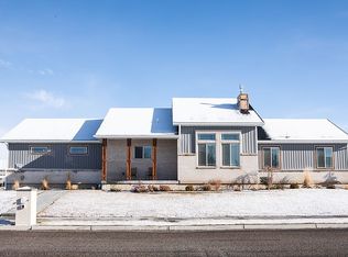 596 Foxhill Dr, Rigby, ID 83442