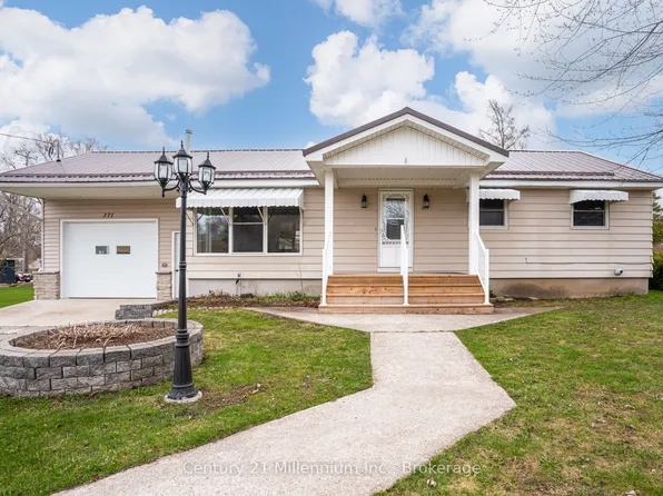 371 Hunter St, South Bruce Peninsula, ON N0H 2T0