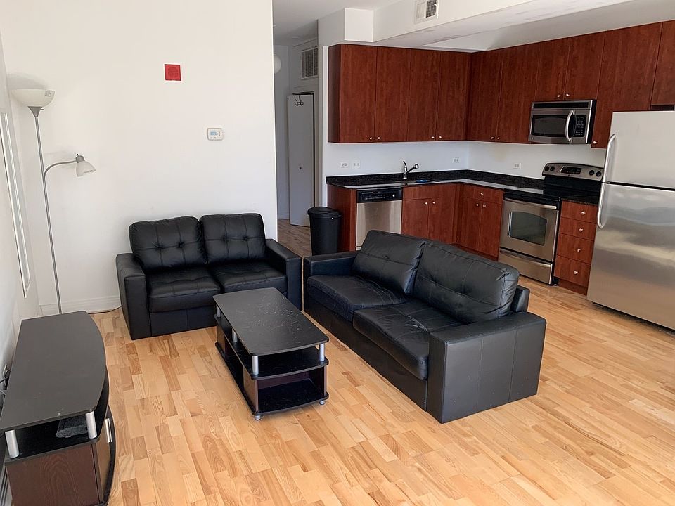 1st image of 565 W Quincy St Unit 1011