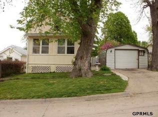 4352 Patterson St, Omaha, NE 68107