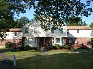 313 Grove St, West Roxbury, MA 02132