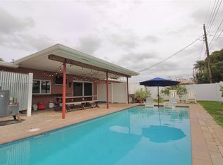 8610 NW 11th Ct, Pembroke Pines, FL 33024