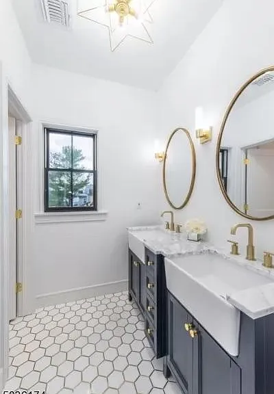 24 Lathrop Ave — Photo 14