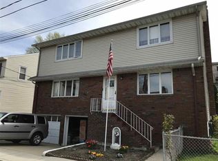 134 Cedar St, Cliffside Park, NJ 07010