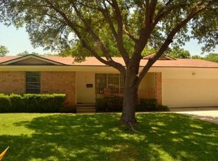 2118 Trinity Dr, Waco, TX 76710