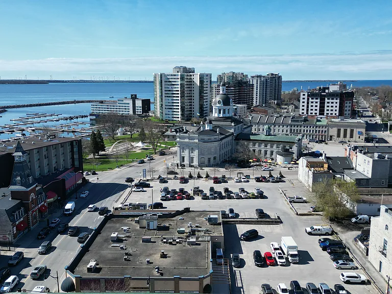 18 Queen St #1201 — Photo 22