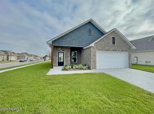 3413 Autumn Park Dr, Maurice, LA 70555