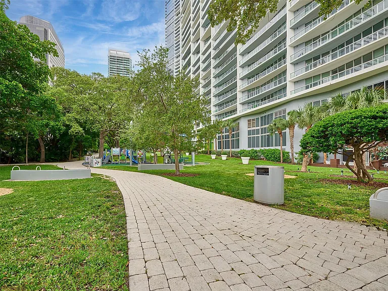 495 Brickell Ave #4506 — Photo 10