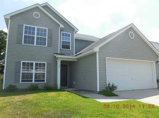 127 Waterbrook Dr, Goose Creek, SC 29445