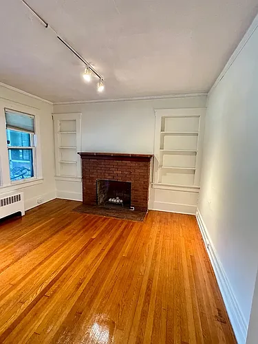 508 W Summit St Photo 1