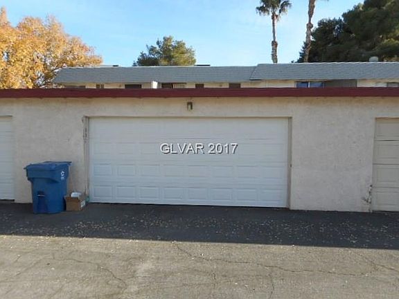 2nd image of 337 Greenbriar Townhouse Way #0