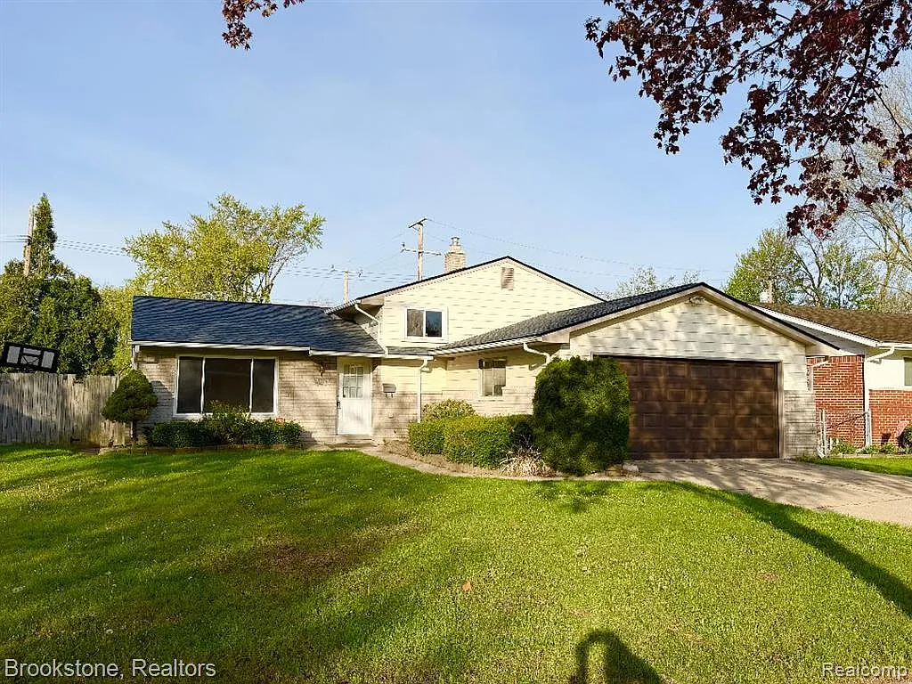 Building Photo - 8912 Ardel Dr