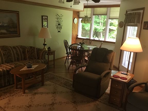 4th image of 75 Belmont Dr