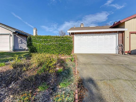 3rd image of 7222 La Luna Ct