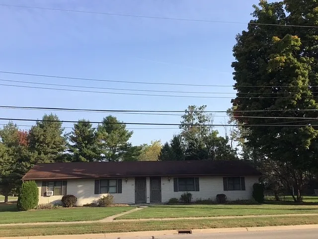 330 Garden Ln photo 1