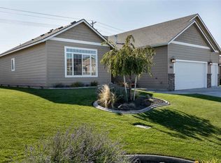 8615 W 9th Ave, Kennewick, WA 99336