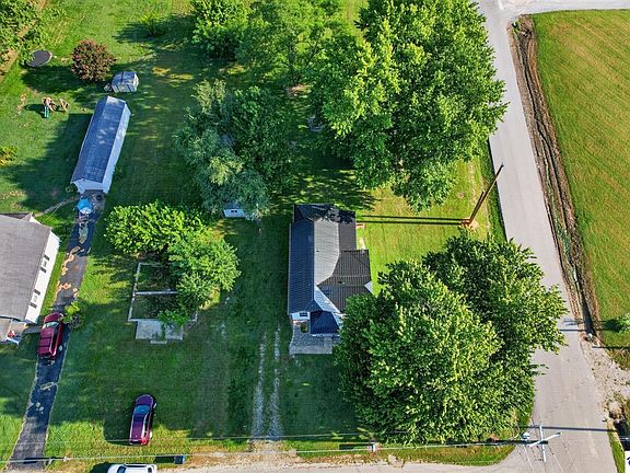 3rd image of 4634 Parker Grove Rd