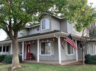 505 Rolling Hills St, Exeter, CA 93221