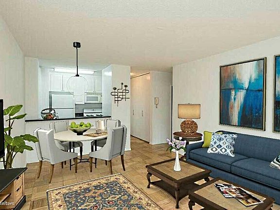 5th image of 230 W 55th St APT 24E