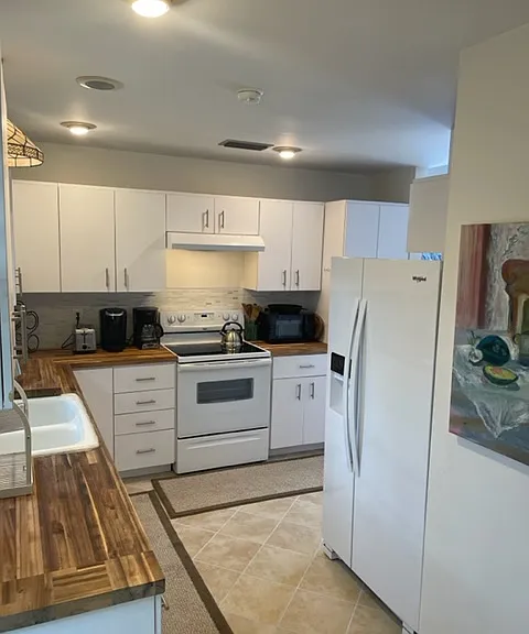 6235 SW 44th St — Photo 8