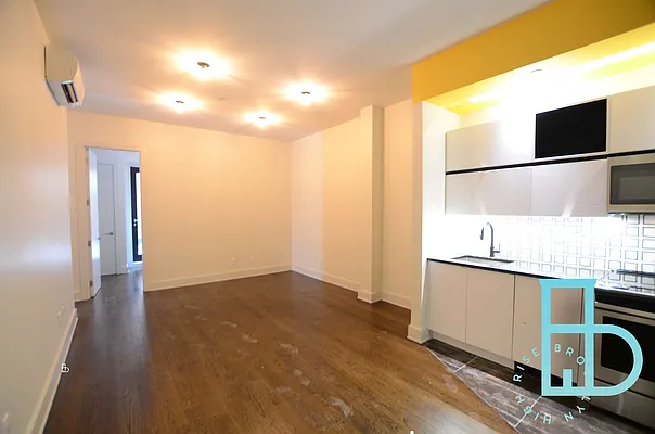 Rented by Miron Realty Group | media 15