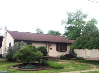 912 Lichtenthal St, Delran, NJ 08075