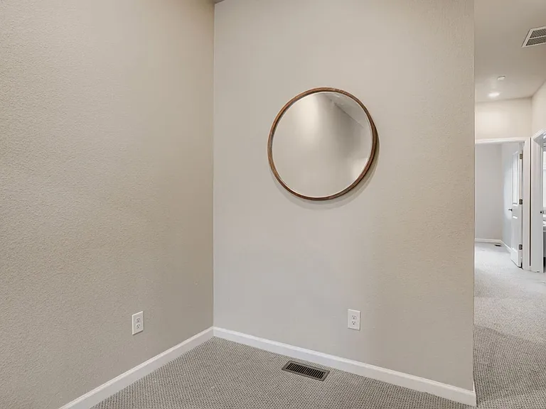 1909 S Poplar Ct — Photo 13